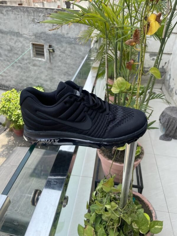 NIKE Air Max 2017 Sneakers