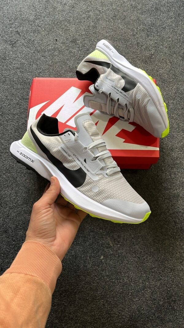 NIKE Zoom Vapour Wave Sneakers