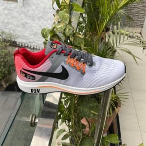 NIKE Run Edition Sneakers