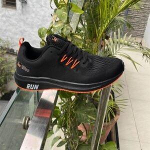 NIKE Run Edition Sneakers