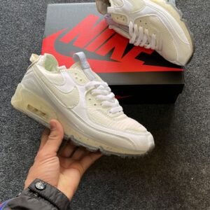AirMax 90 Escape Sneakers