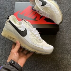 AirMax 90 Escape Sneakers