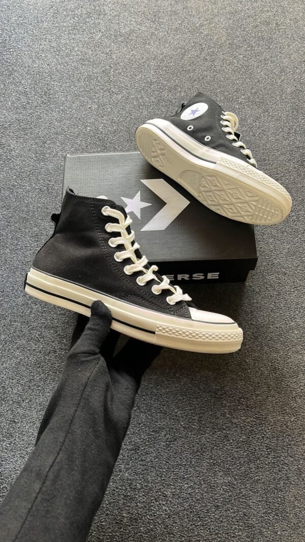 CONVERSE Chuck Taylor Sneakers 
