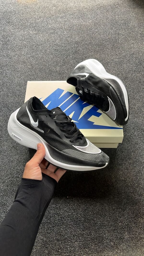 NIKE Zoom Vapour Fly Next Shoes