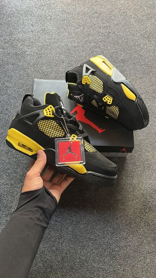 JORDAN Retro 4 Sneakers 