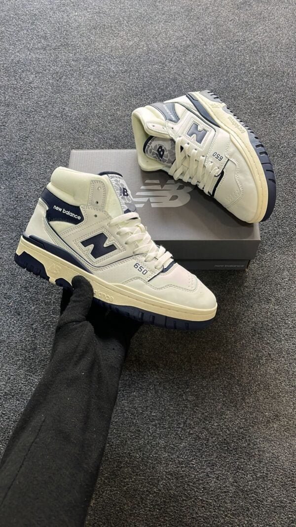 NEW BALANCE 650 Sneakers