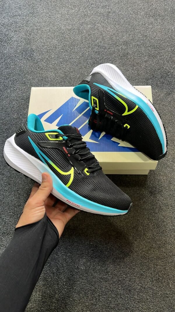 Zoom Pegasus 40 Sneakers