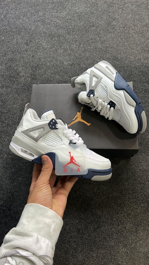 Air Jordan 4 Retro Women's Series