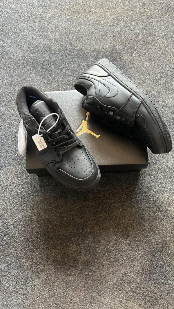 Air Jordan One Low Triple Black Sneakers 