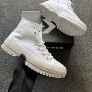 Converse Chuck Taylor Lugged Sneaker