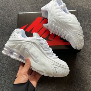 NIKE Shox NZ Edition