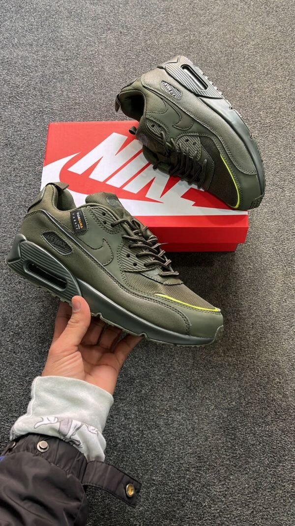 AirMax 90 Surplus Sneakers
