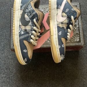 Travis Scott SB Dunk Low QS Special Edition