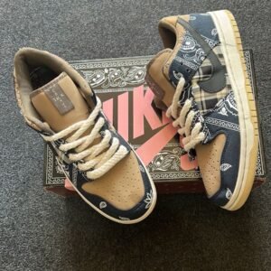 Travis Scott SB Dunk Low QS Special Edition