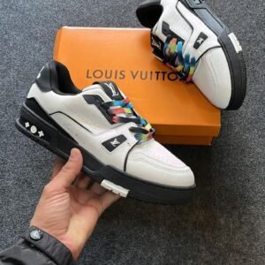LOUIS VUITTON Trainer Low Sneakers 