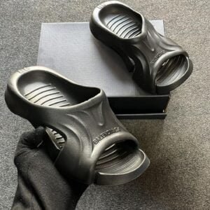 BALENCIAGA Slip On Slides