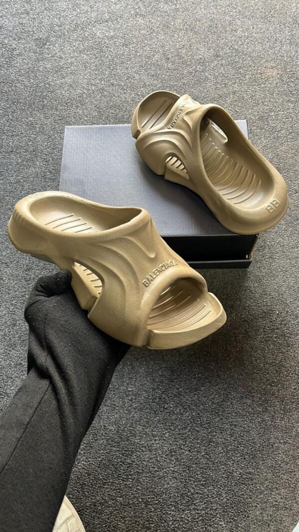 BALENCIAGA Slip On Slides