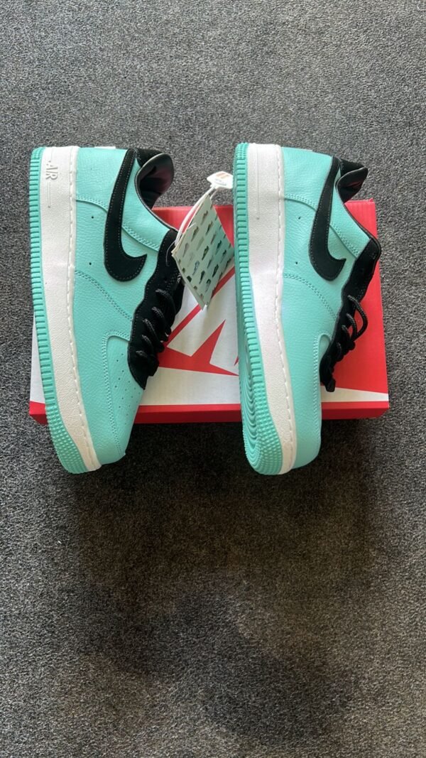 NIKE X Tiffany Air Force 1 Sneakers