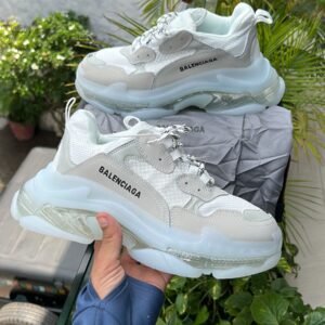 BALENCIAGA Triple S Edition