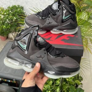 NIKE LeBron XIX “Anthracite”