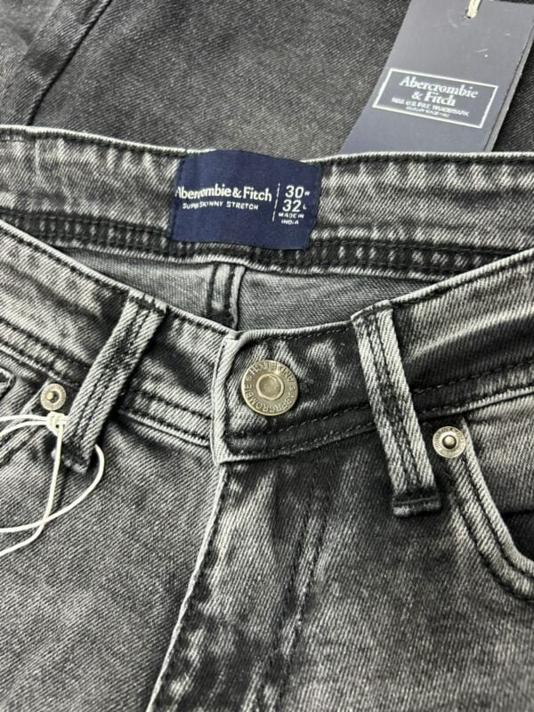 ABERCROMBIE & FITCH Denim Jeans