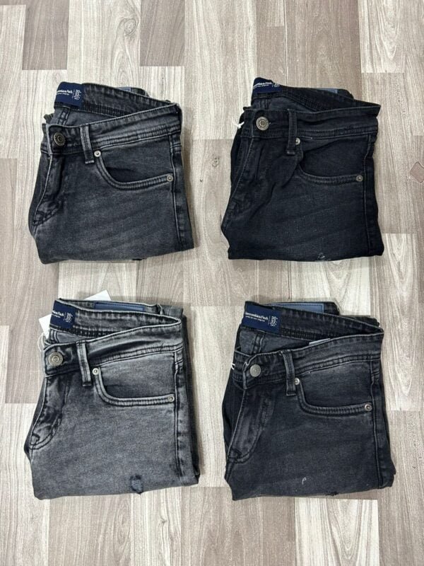 ABERCROMBIE & FITCH Denim Jeans