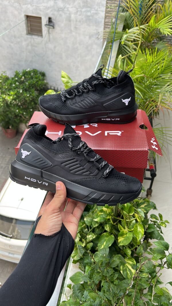 UNDER ARMOUR Project Rock 3