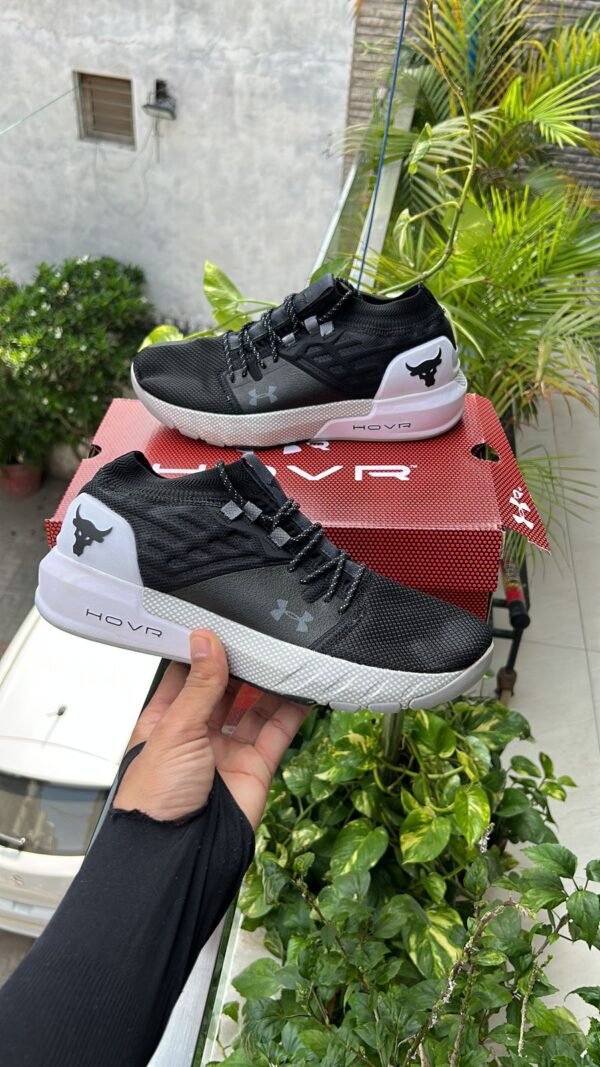UNDER ARMOUR Project Rock 3