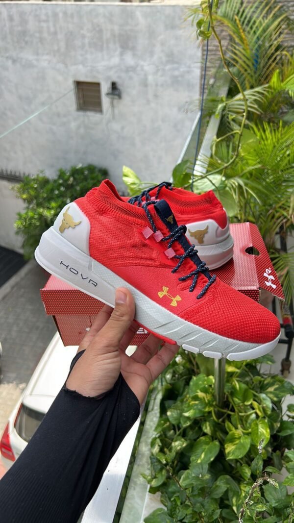 UNDER ARMOUR Project Rock 3