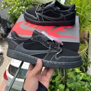 NIKE Air Jordan 1 Low X Travis Scott Black Phantom
