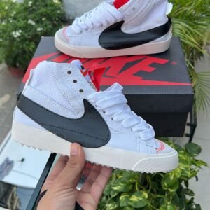 NIKE Blazer Jumbo Mid 77 White