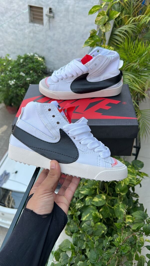 NIKE Blazer Jumbo Mid 77 White