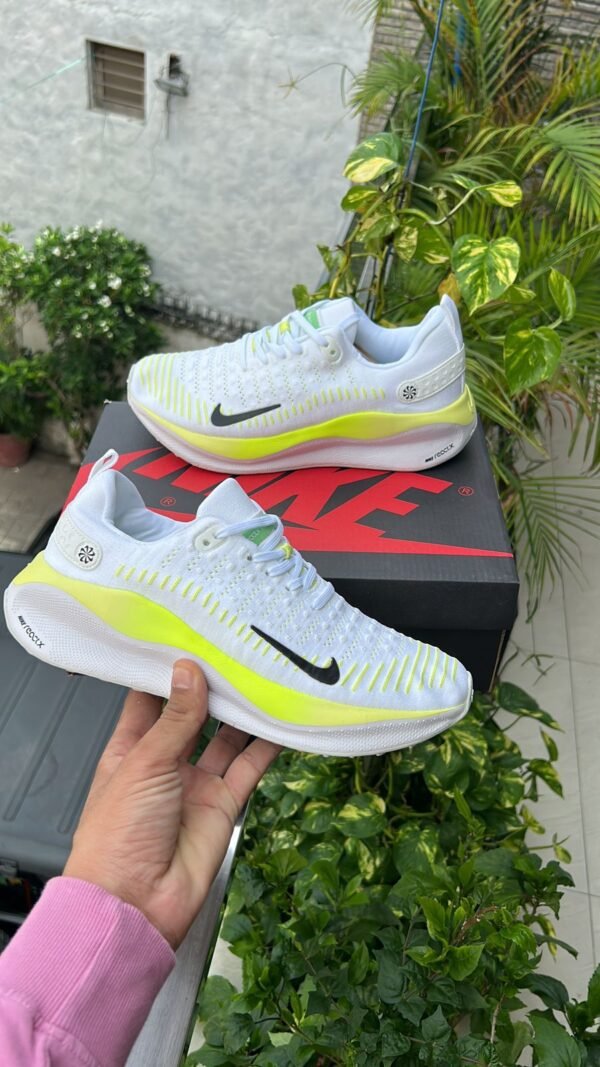NIKE Infinity Run 4