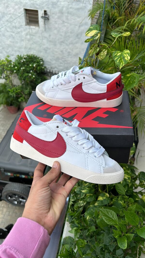 NIKE Blazer Jumbo 77" Red