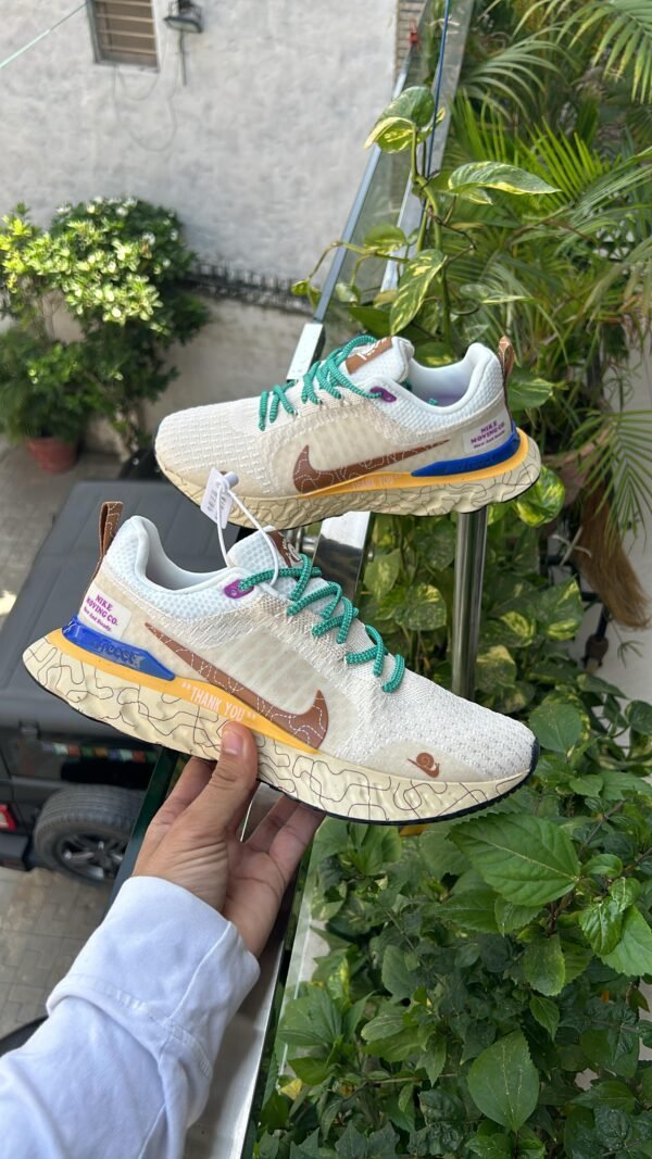 NIKE React Flyknit 3 Moving Company 
