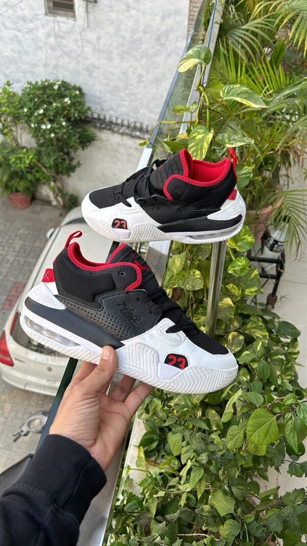 JORDAN Stay Loyal 2
