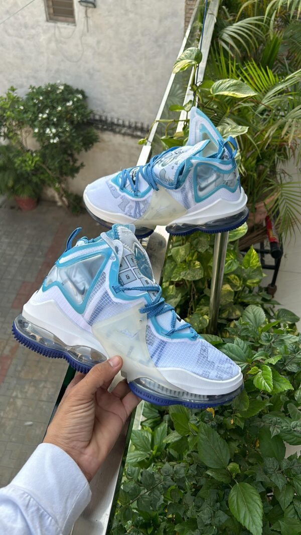NIKE LeBron 19 Space Jam Sneakers 
