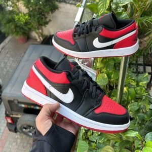 JORDAN One Low Bred Toe