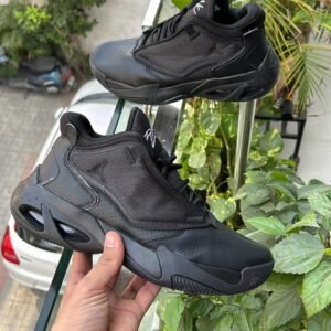 AIR JORDAN Max Aura 4