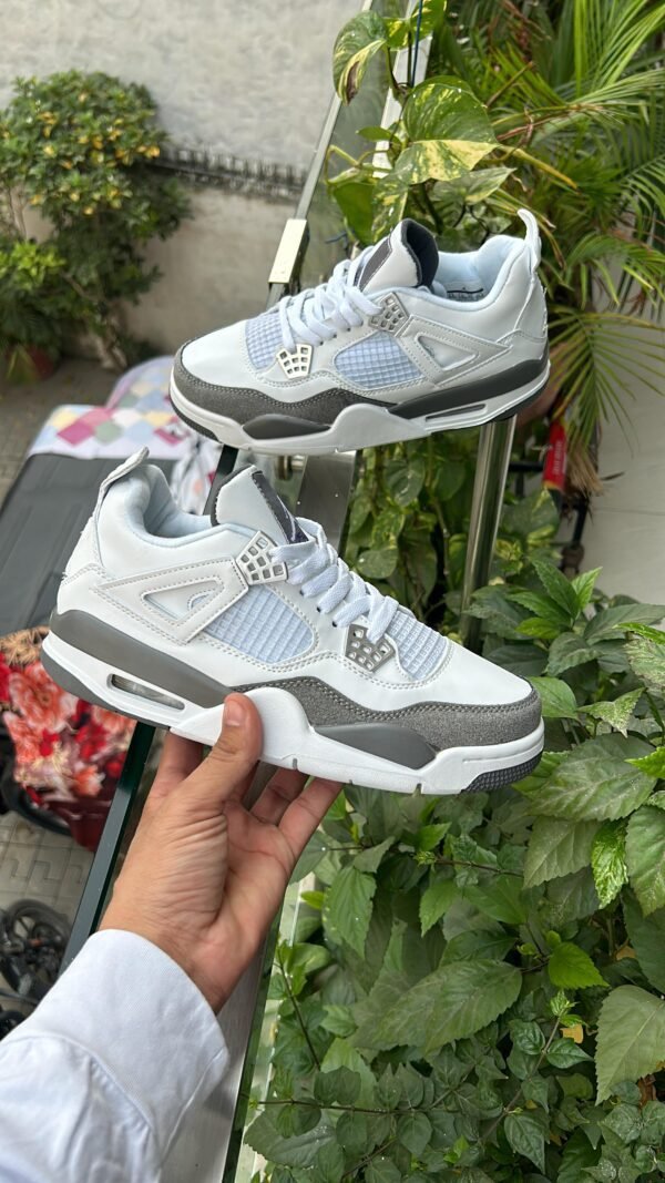 AIR JORDAN 4 Flint Concept