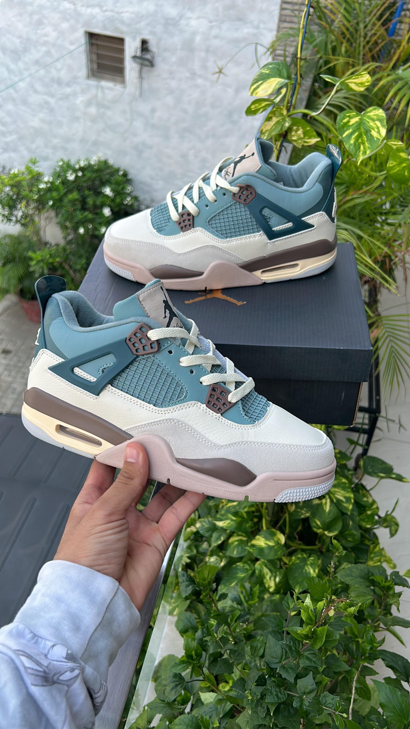 AIR JORDAN 4 Snorlax Limited Edition 