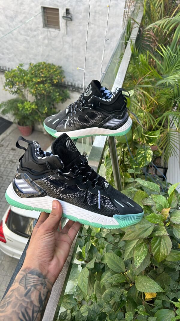 ADIDAS D Rose Sun of Chi