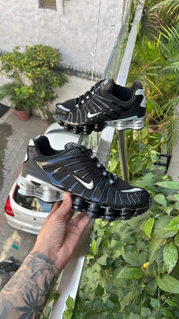 NIKE Shox TL 