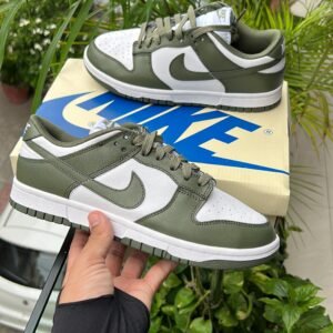 NIKE SB Dunk Medium Olive