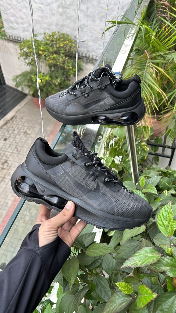 NIKE AirMax 2021 
