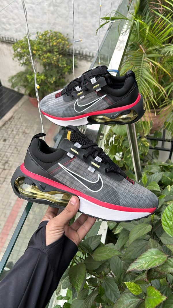 NIKE AirMax 2021 