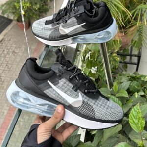 NIKE AirMax 2021 