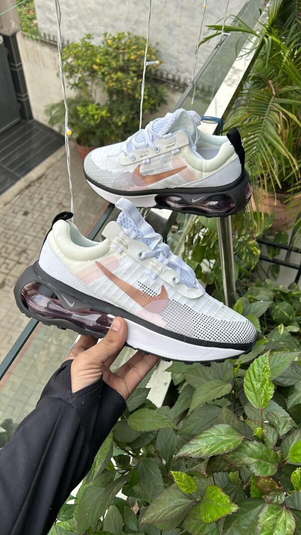 NIKE AirMax 2021 