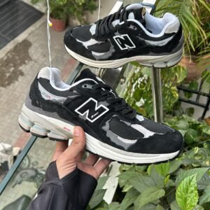 NEW BALANCE 2002R Protection Pack