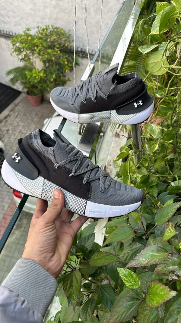 UNDER ARMOUR Hovr Phantom 3